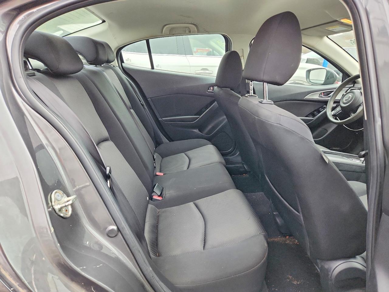 2017 MAZDA 3 SPORT photo 19