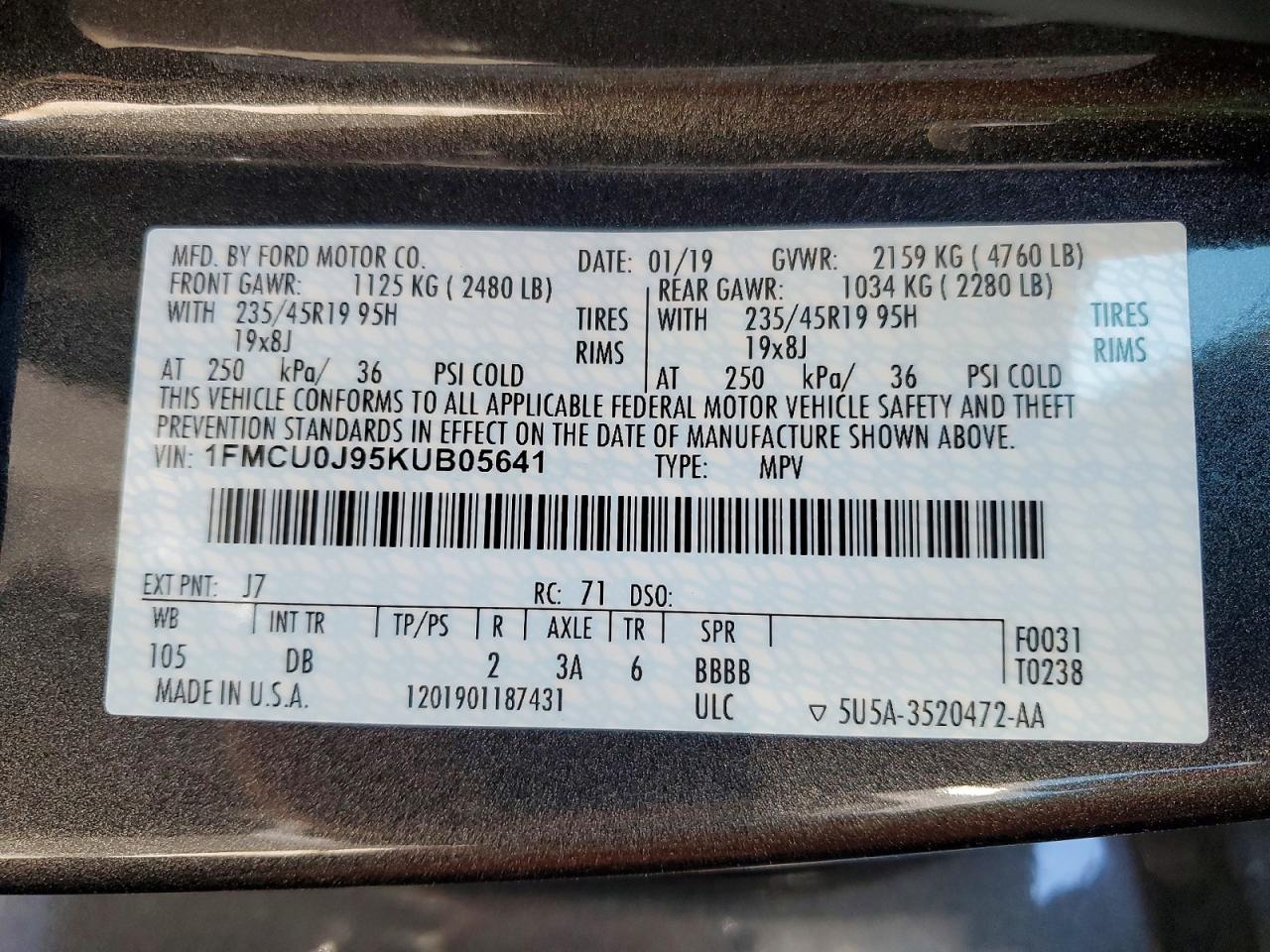 2019 FORD ESCAPE TITANIUM photo 27