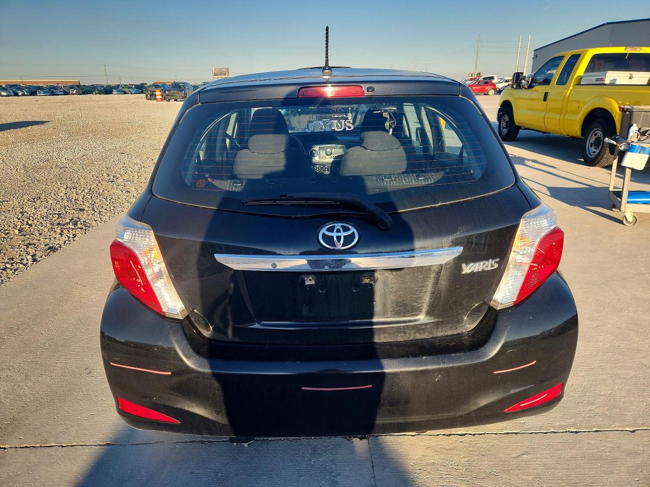 2014 TOYOTA YARIS 5-DOOR L FLEET photo 6