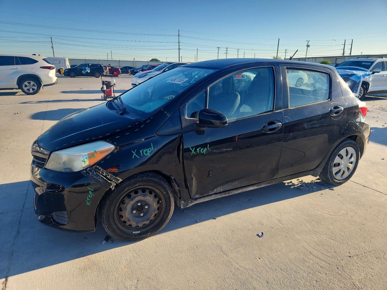 2014 TOYOTA YARIS
