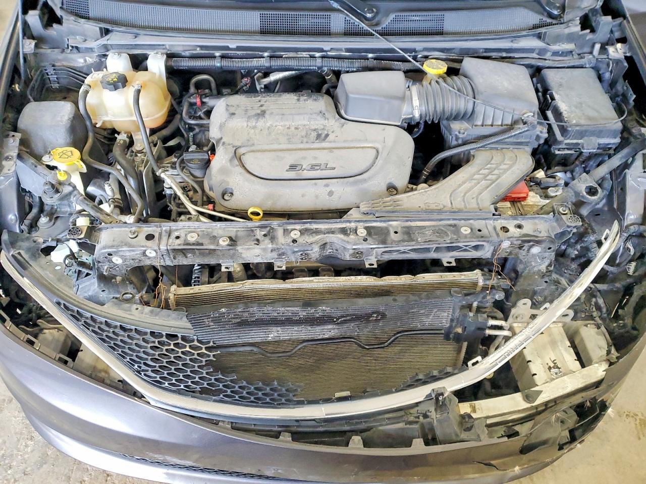 2021 CHRYSLER VOYAGER LXI photo 12
