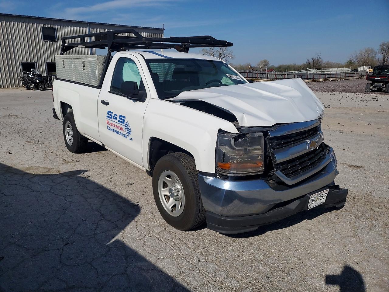 2016 CHEVROLET SILVERADO C1500 photo 10
