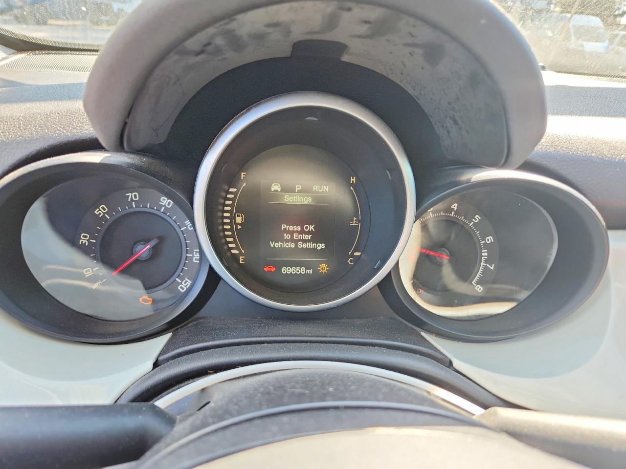 2016 FIAT 500X LOUNGE photo 25