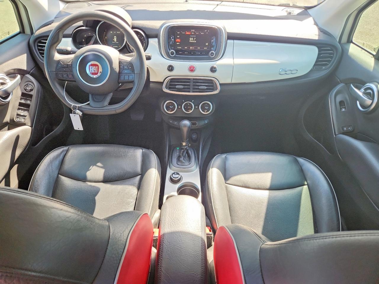 2016 FIAT 500X LOUNGE photo 22