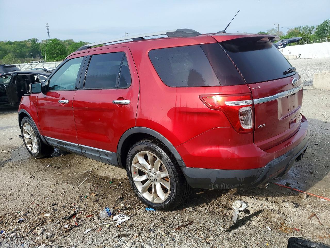 2014 FORD EXPLORER XLT photo 2