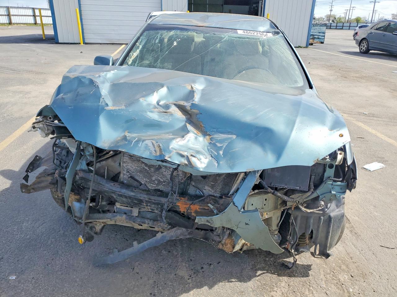 2010 TOYOTA CAMRY LE photo 5