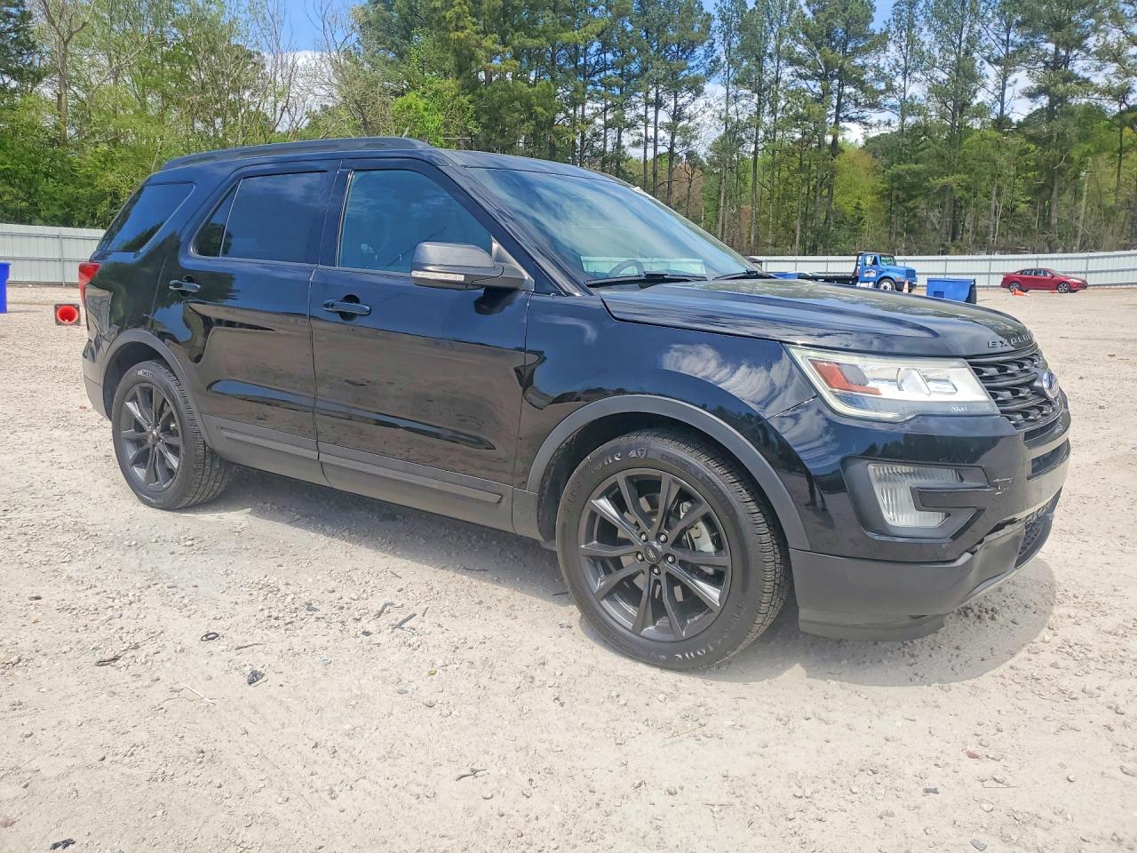 2017 FORD EXPLORER XLT photo 7