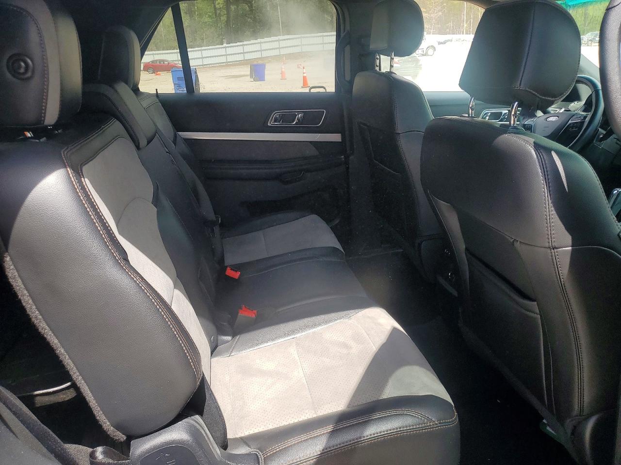 2017 FORD EXPLORER XLT photo 19