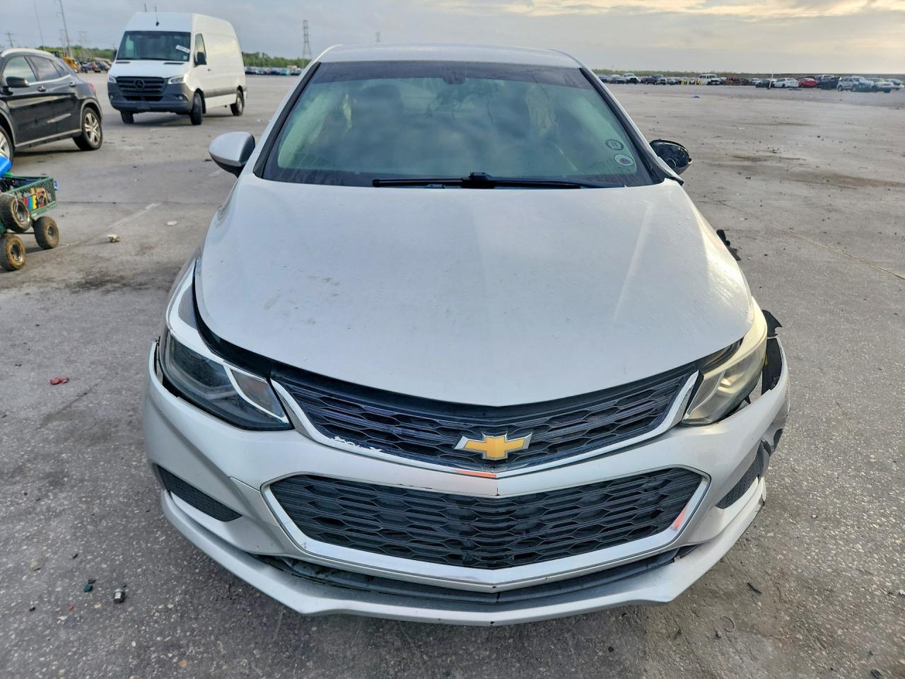 2017 CHEVROLET CRUZE LT photo 9