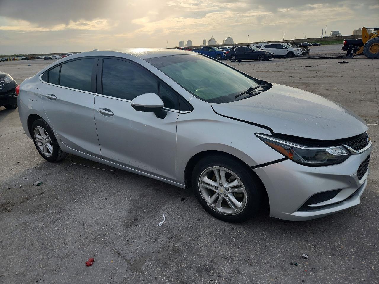 2017 CHEVROLET CRUZE LT photo 7