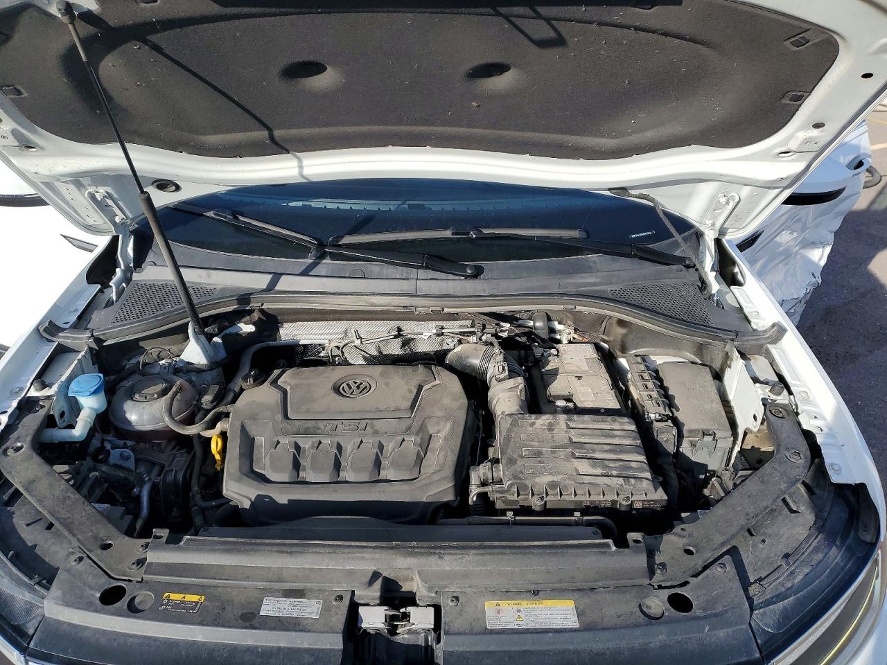2024 VOLKSWAGEN TIGUAN SE photo 23