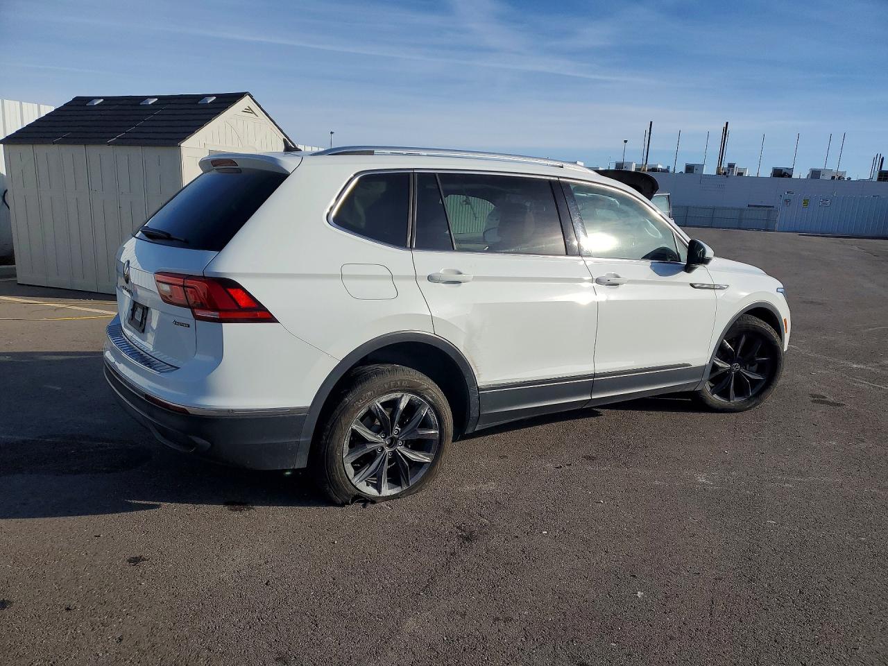 2024 VOLKSWAGEN TIGUAN SE photo 5