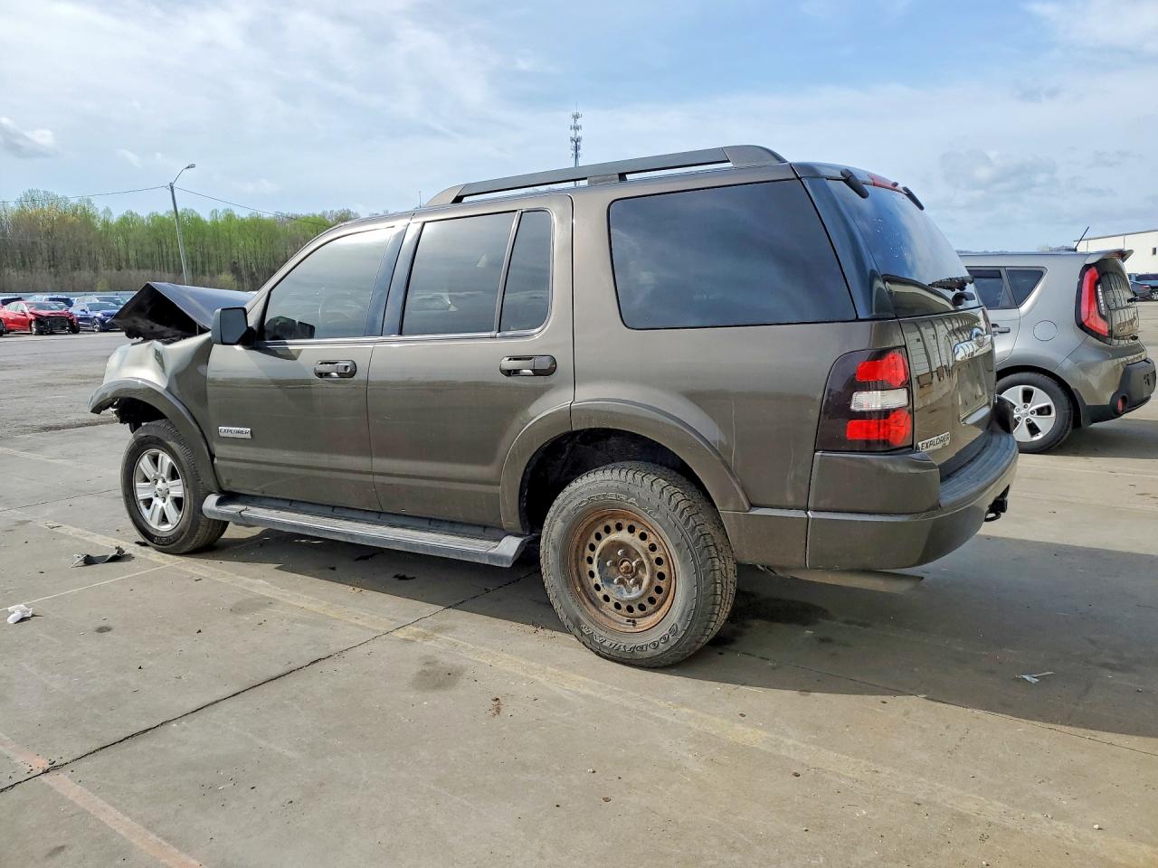 2008 FORD EXPLORER XLT photo 3