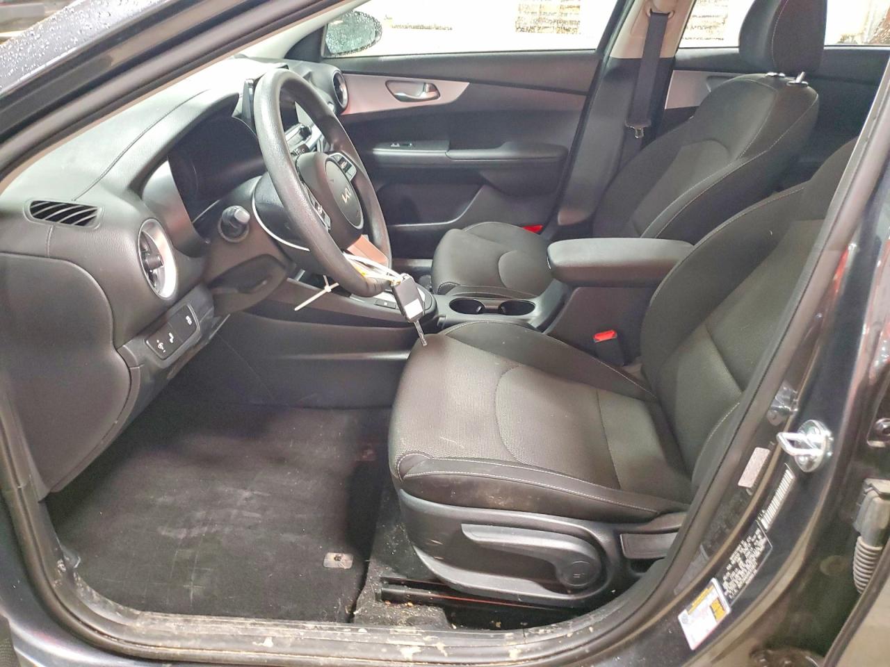 2024 KIA FORTE LXS photo 19