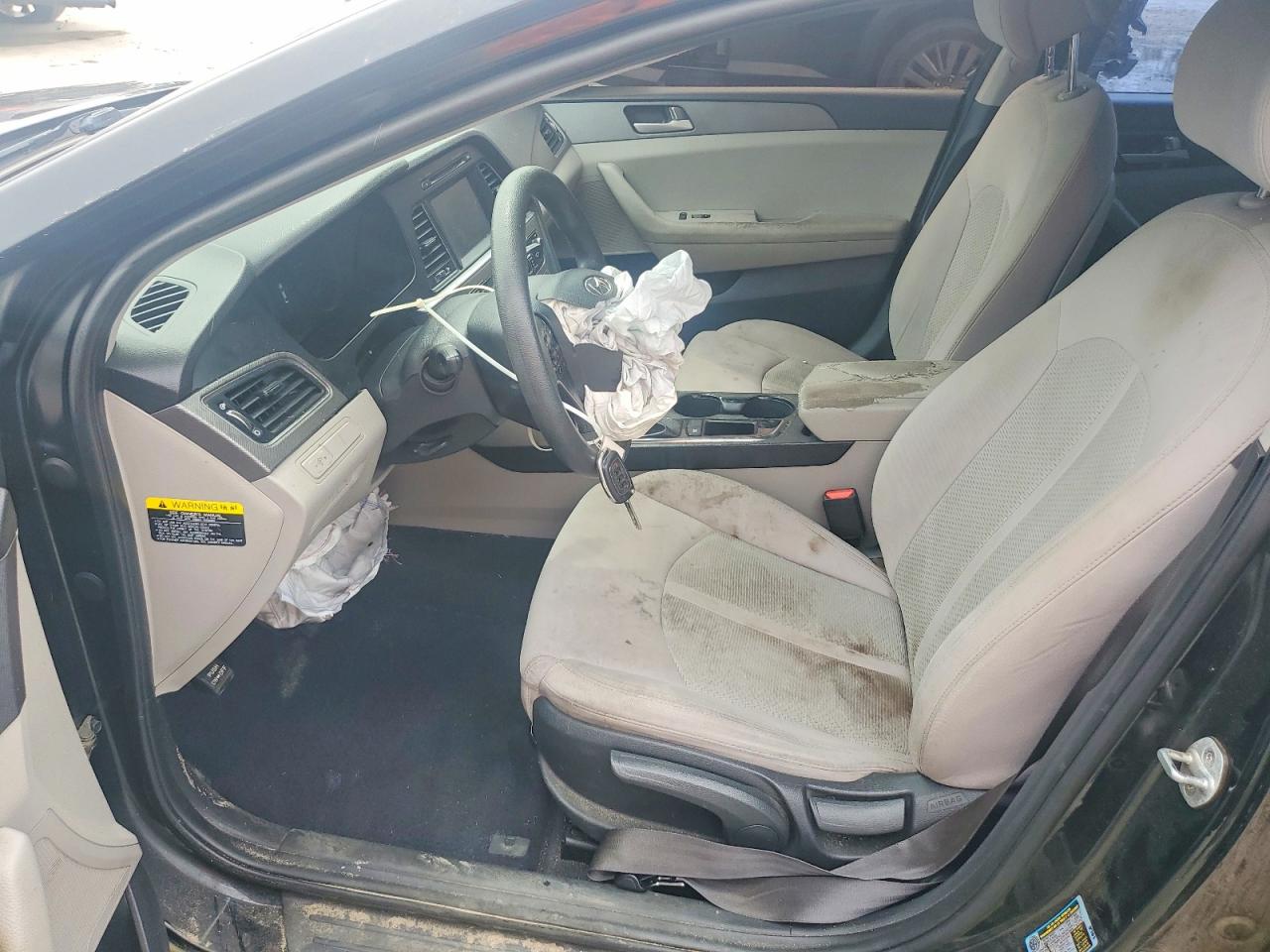 2017 HYUNDAI SONATA SE photo 7