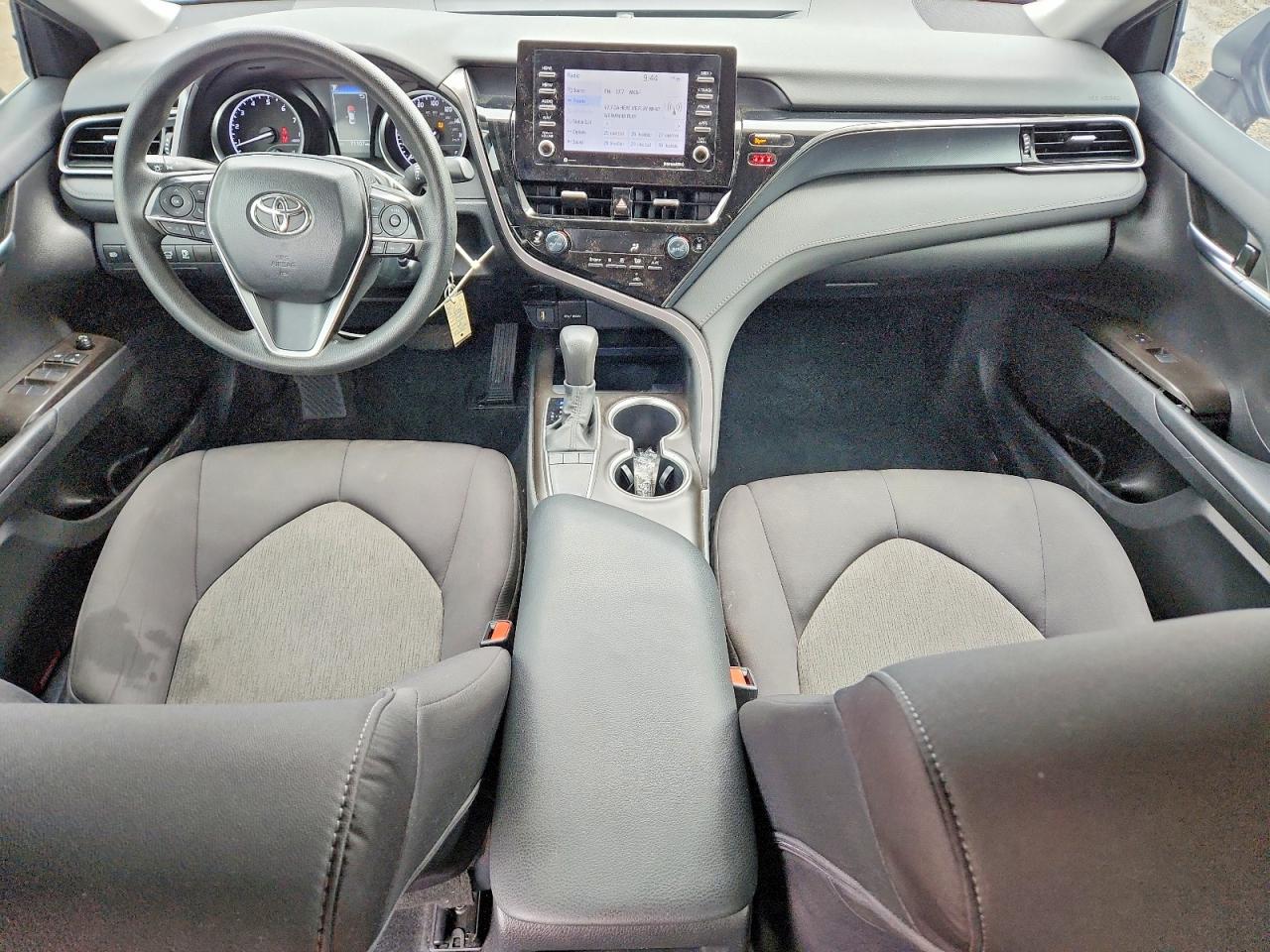 2023 TOYOTA CAMRY LE photo 22