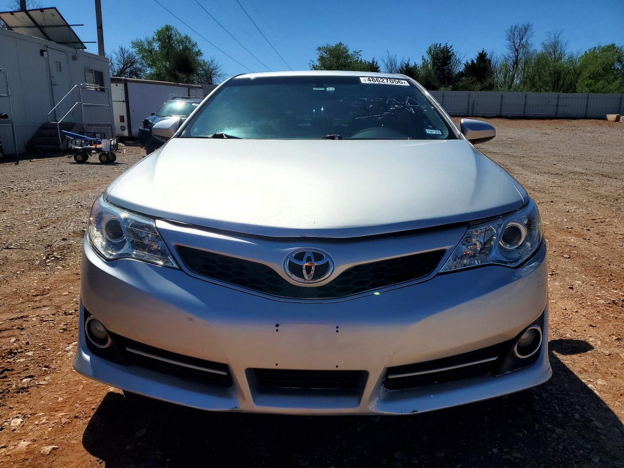 2012 TOYOTA CAMRY SE photo 9