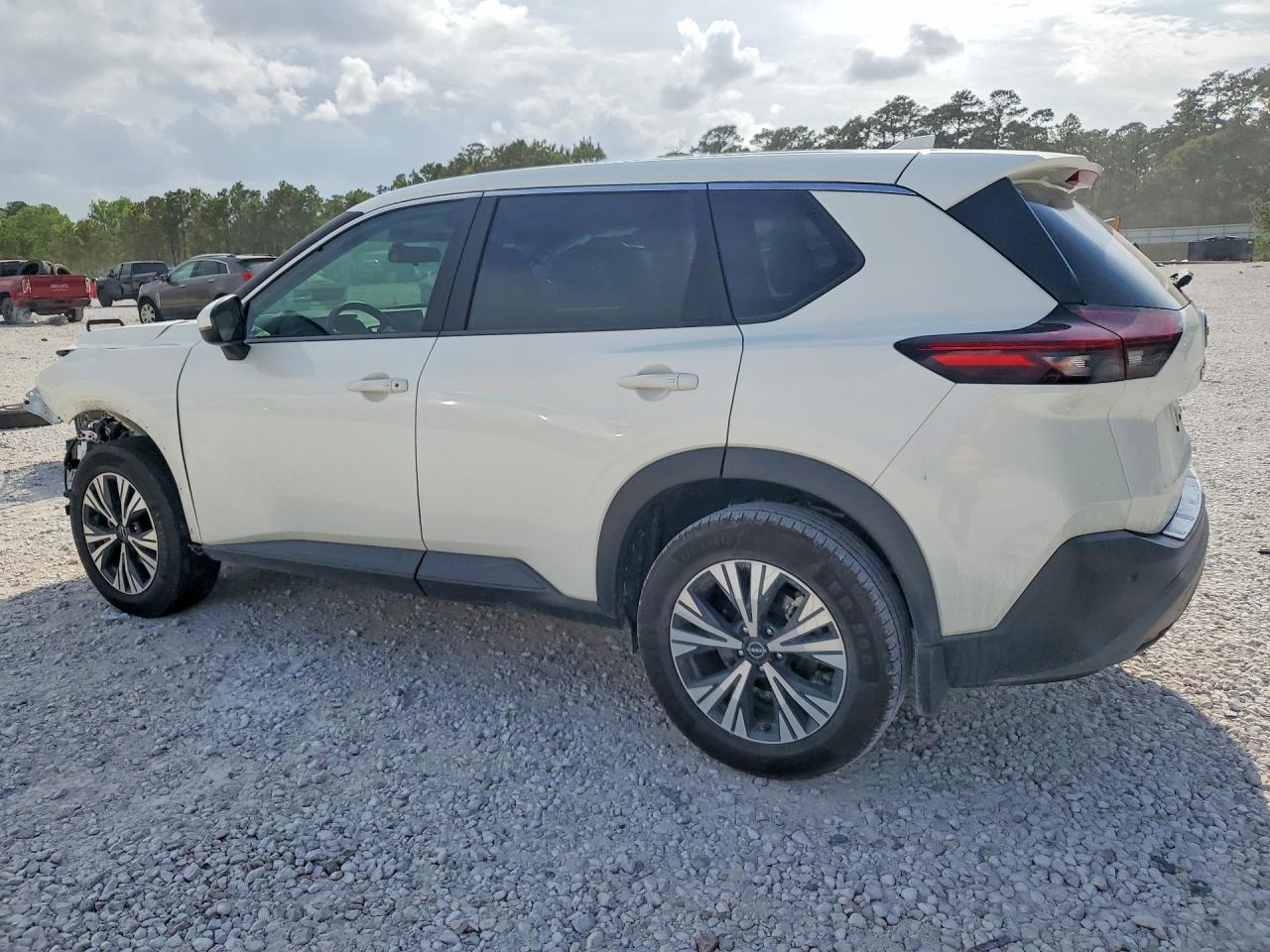 2023 NISSAN ROGUE SV photo 2