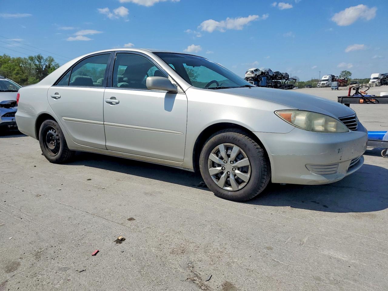 2006 TOYOTA CAMRY LE photo 7