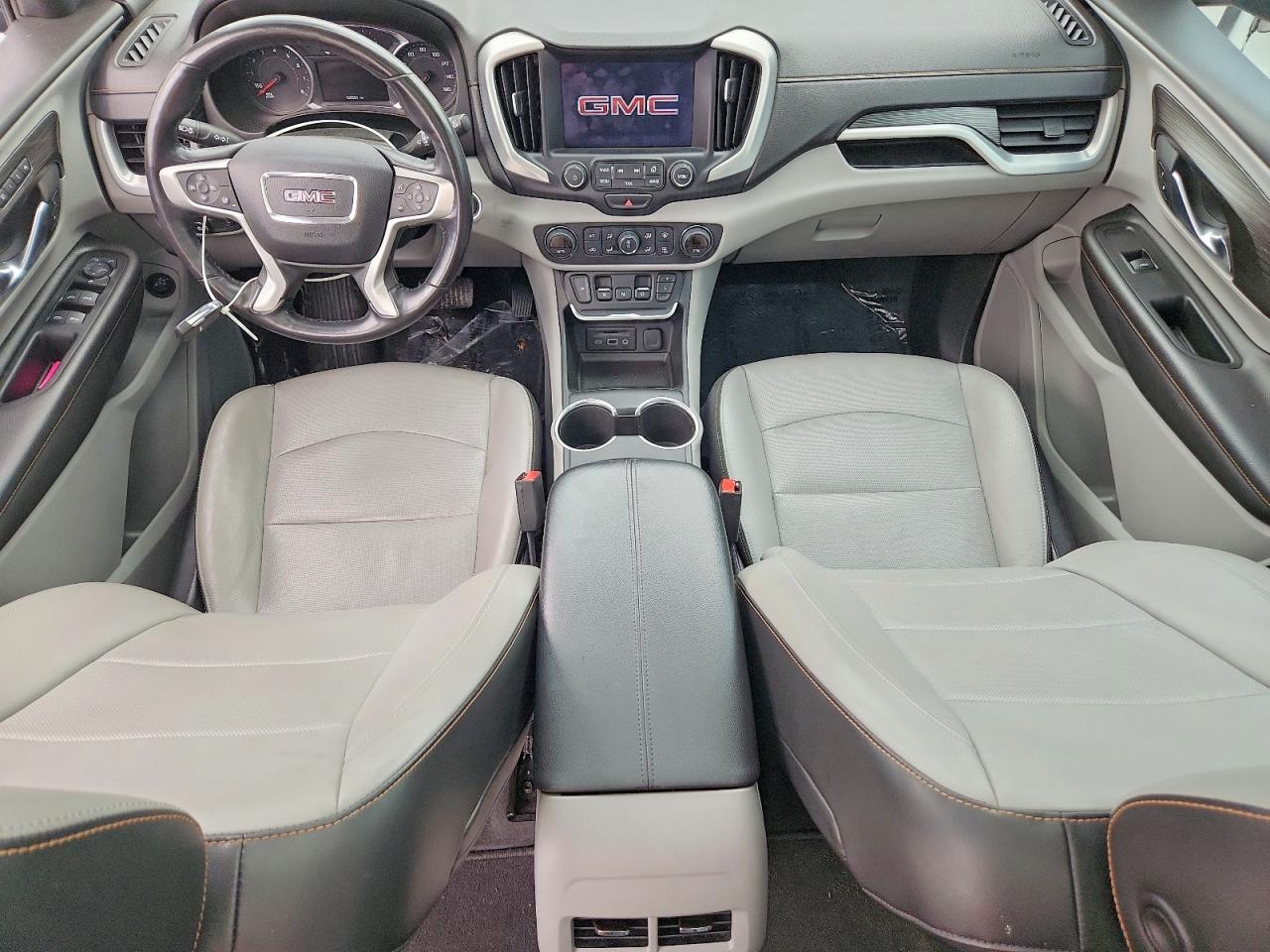 2018 GMC TERRAIN photo 8