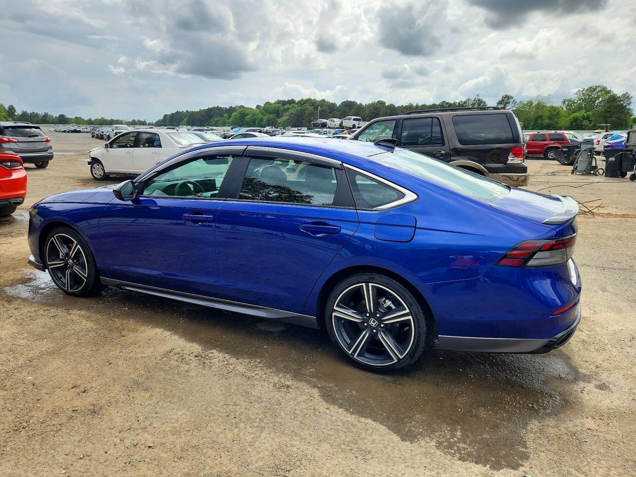 2025 HONDA ACCORD HYBRID SPORT photo 3
