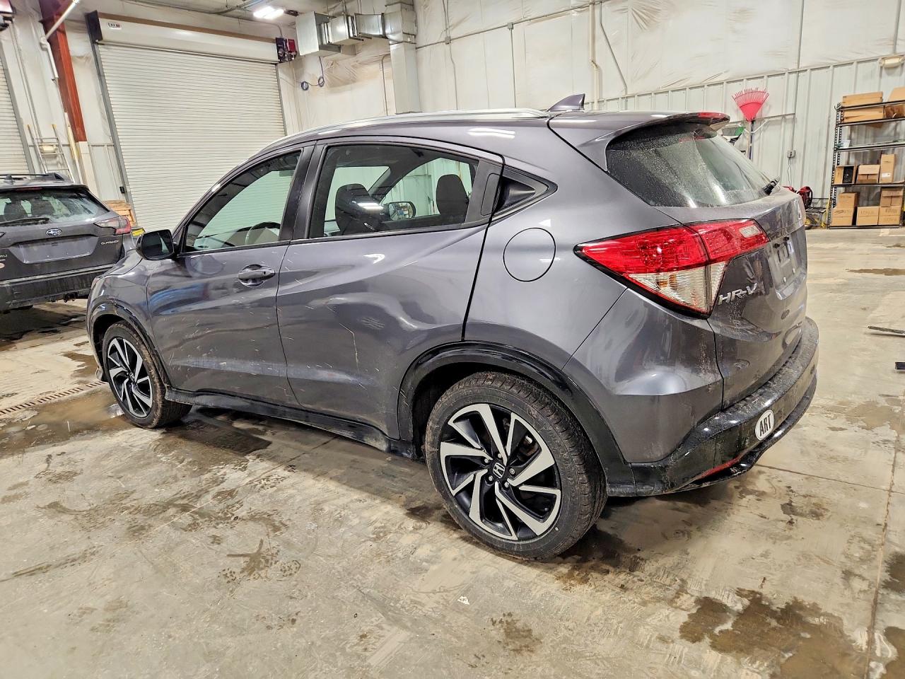 2019 HONDA HR-V SPORT photo 2