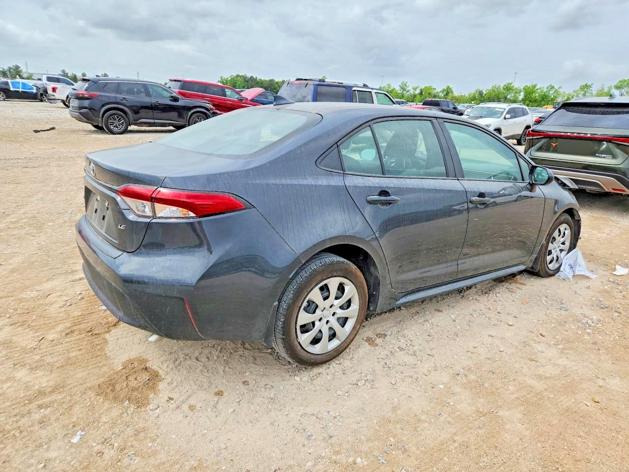 2025 TOYOTA COROLLA LE photo 7
