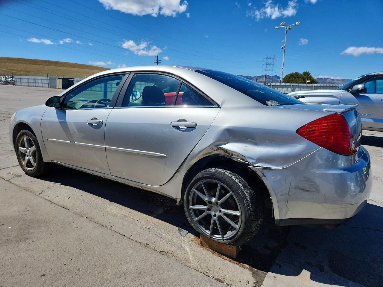 2007 PONTIAC G6 BASE photo 2