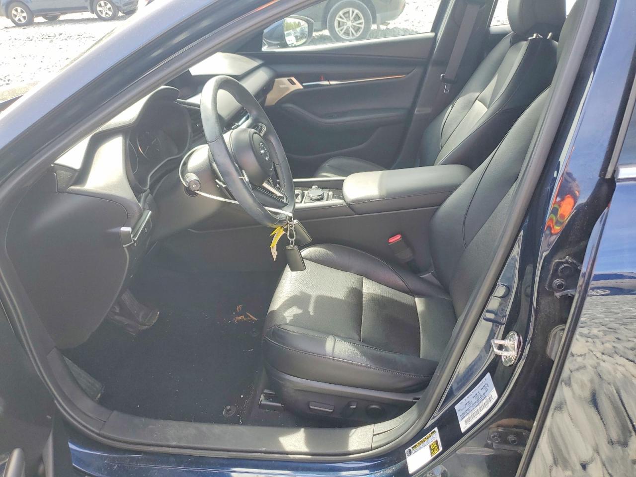 2019 MAZDA 3 photo 13