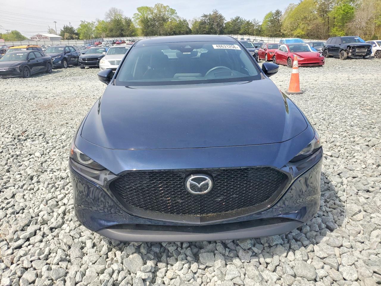 2019 MAZDA 3 photo 9