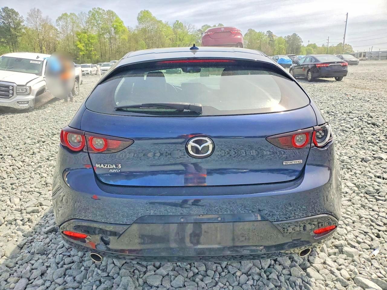 2019 MAZDA 3 photo 11