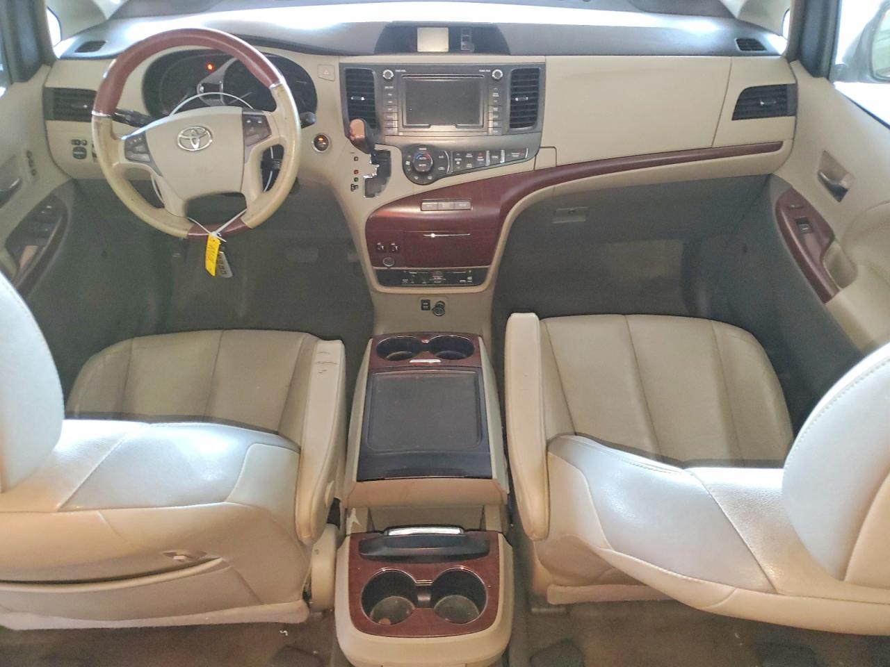 2014 TOYOTA SIENNA LIMITED 7-PASSENGER photo 15
