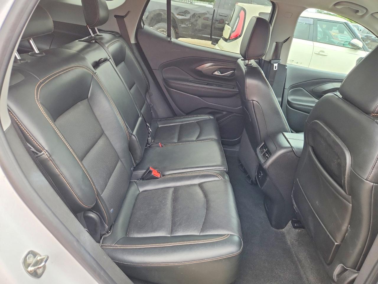 2018 GMC TERRAIN SLT photo 31