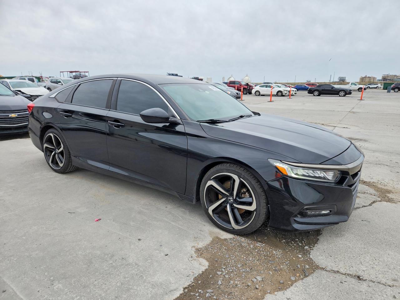 2018 HONDA ACCORD SPORT photo 7