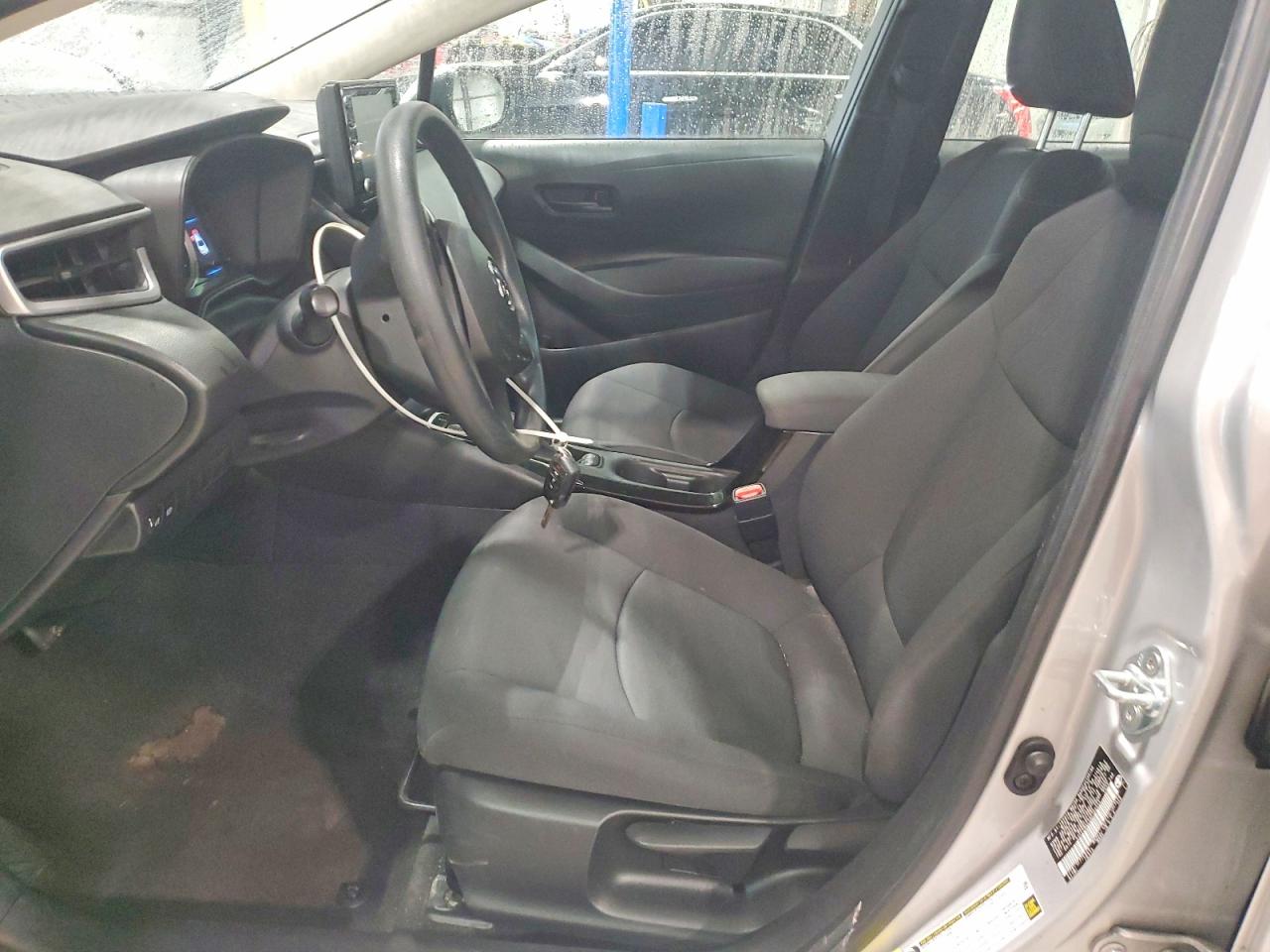 2022 TOYOTA COROLLA LE photo 19
