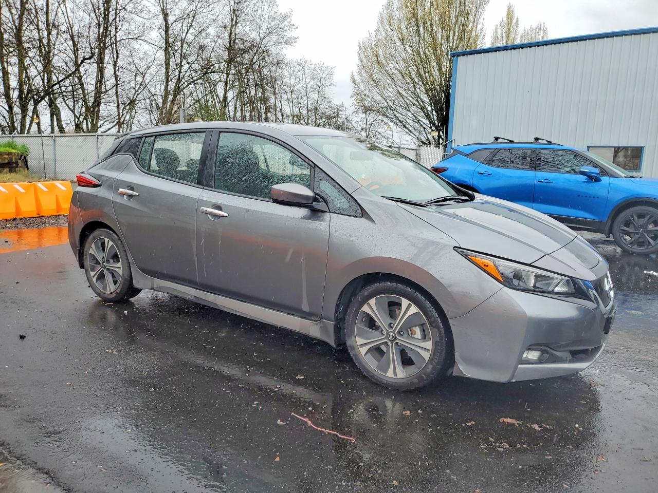 2022 NISSAN LEAF SV photo 4
