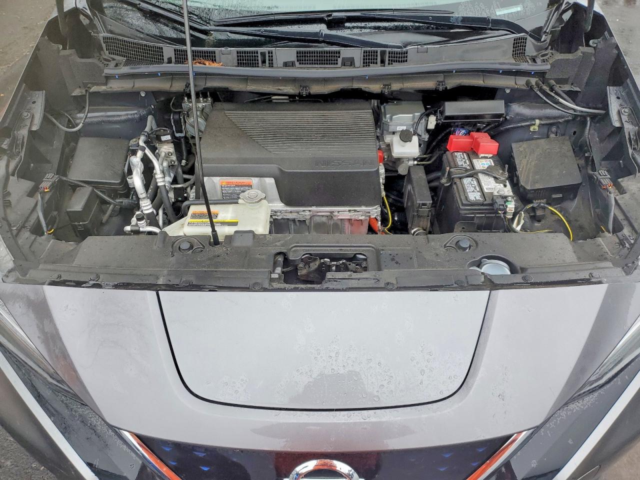 2022 NISSAN LEAF SV photo 11