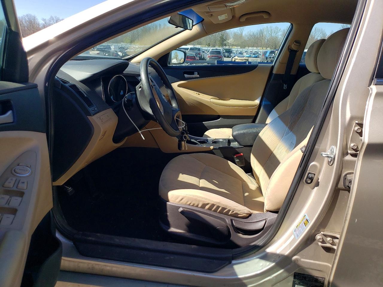 2011 HYUNDAI SONATA GLS photo 13