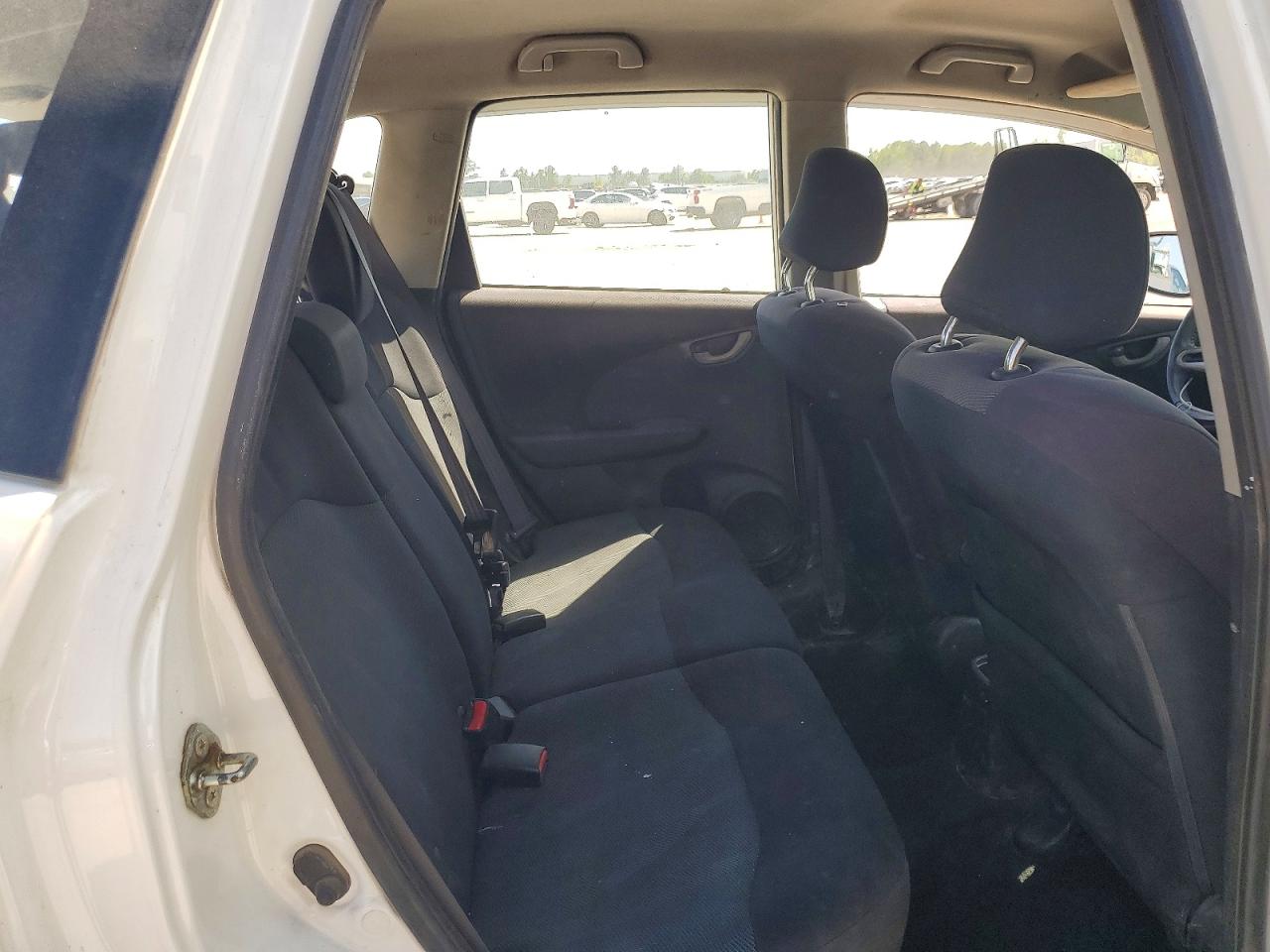 2011 HONDA FIT SPORT photo 31