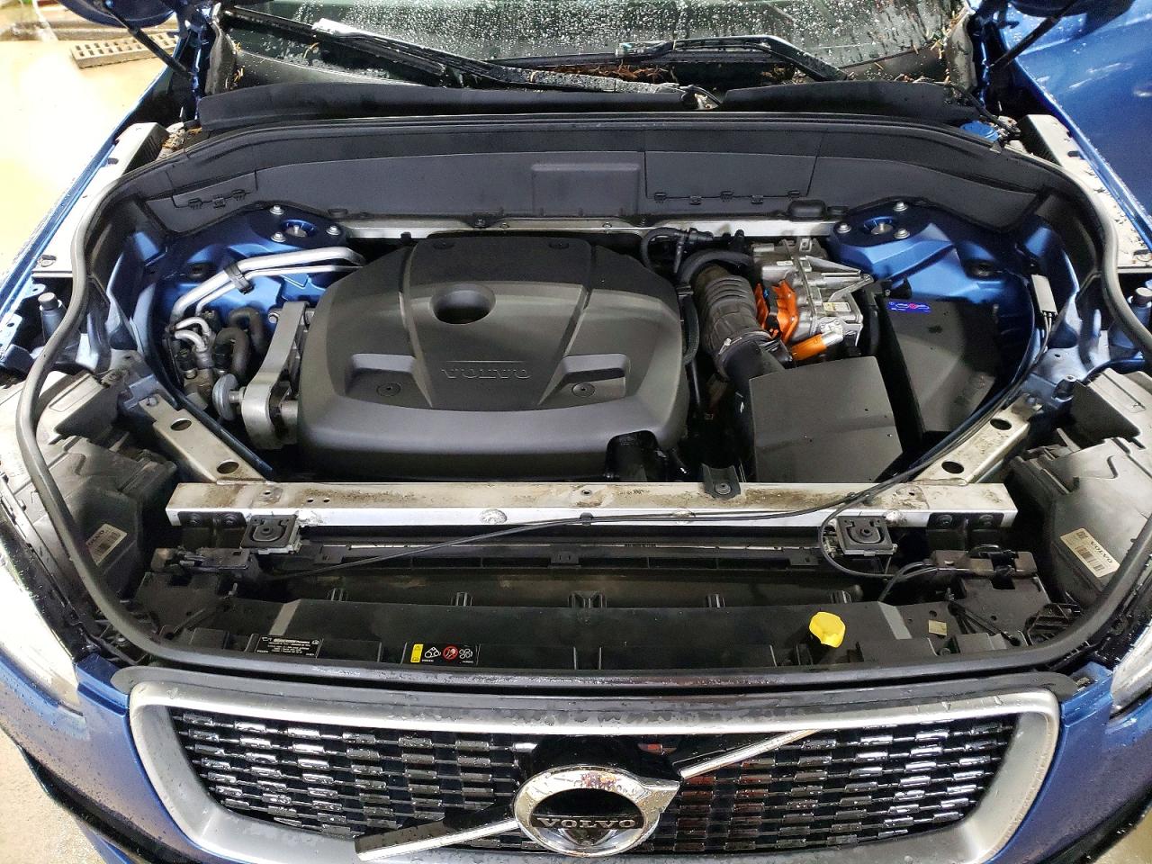 2017 VOLVO XC90 T8 photo 34