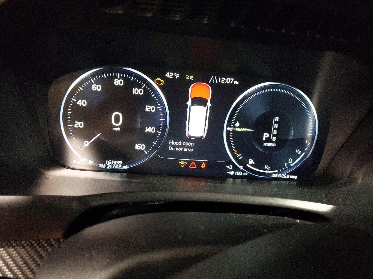 2017 VOLVO XC90 T8 photo 25
