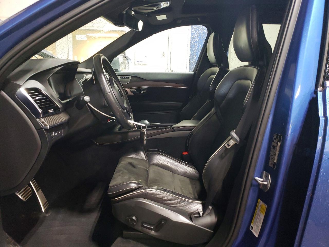 2017 VOLVO XC90 T8 photo 19