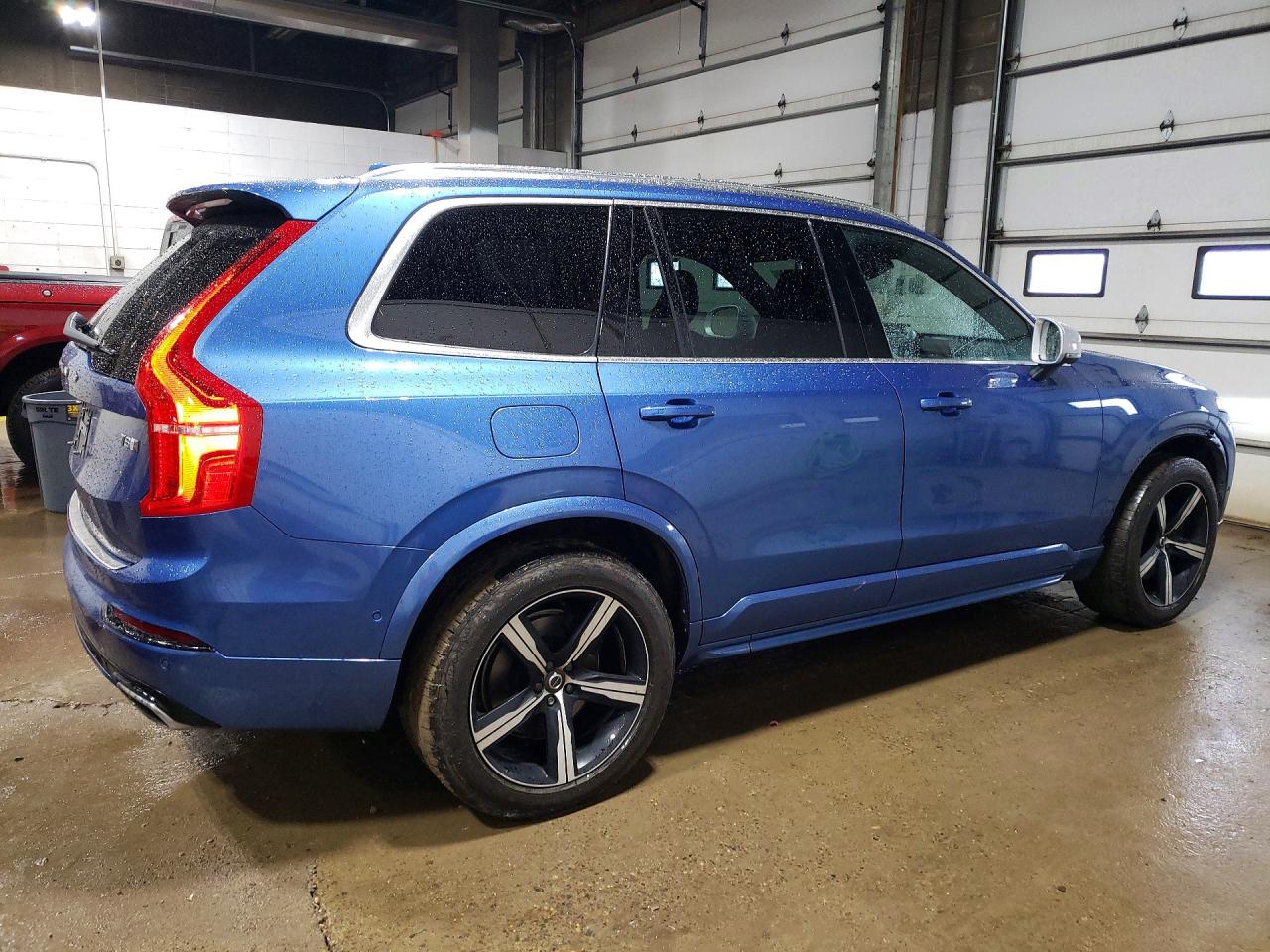 2017 VOLVO XC90 T8 photo 7