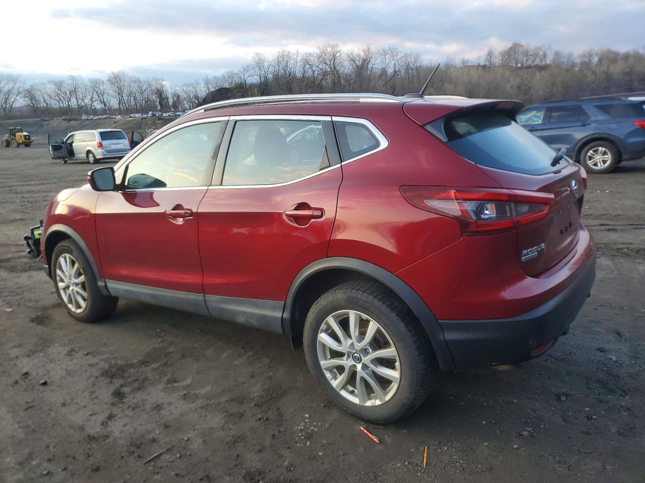 2020 NISSAN ROGUE SPORT SV photo 2