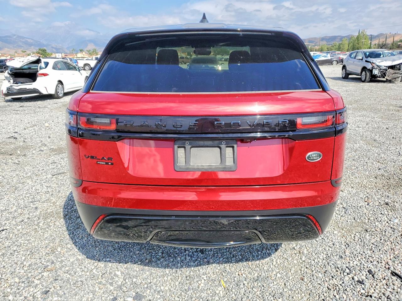 2018 LAND ROVER RANGE ROVER VELAR S photo 16