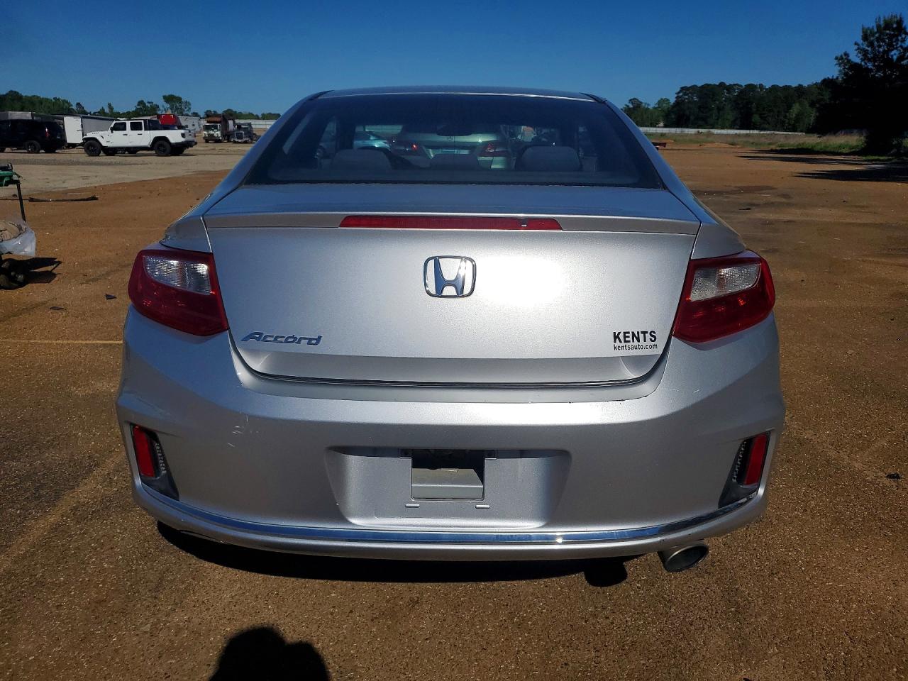 2013 HONDA ACCORD EX photo 16