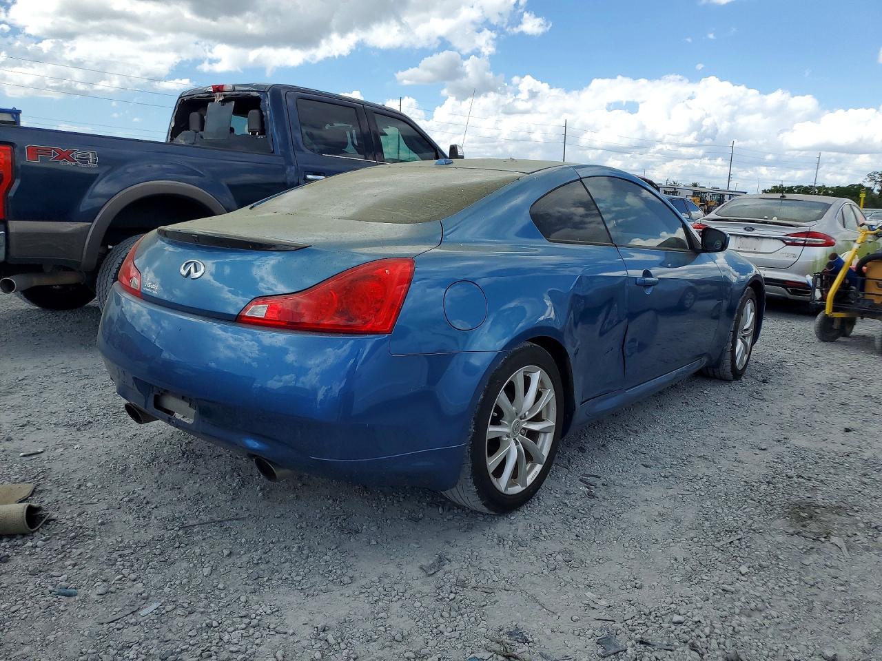 2011 INFINITI G37 COUPE BASE photo 5