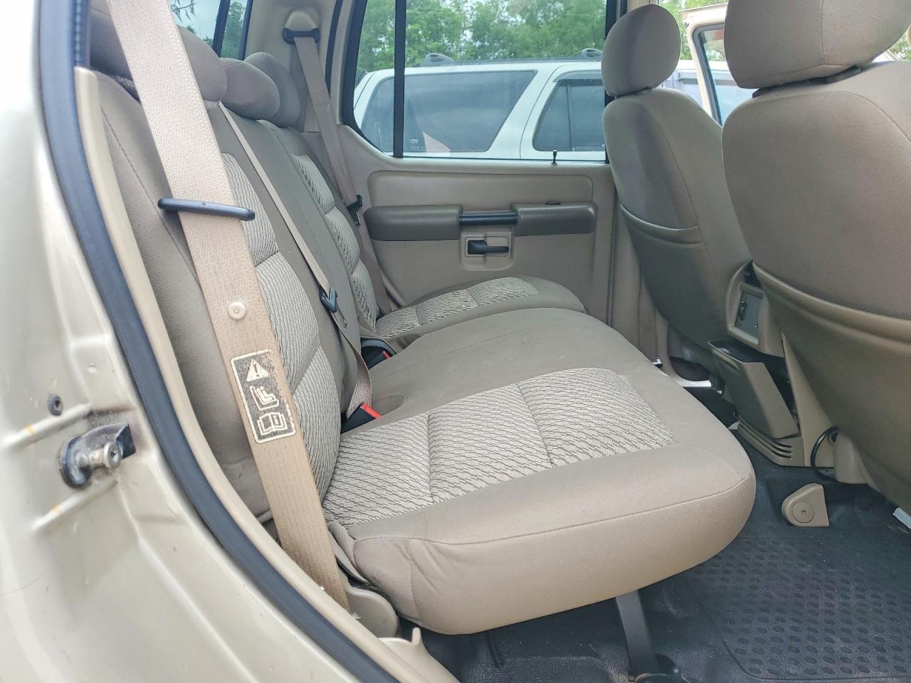 2004 FORD EXPLORER SPORT TRAC photo 10