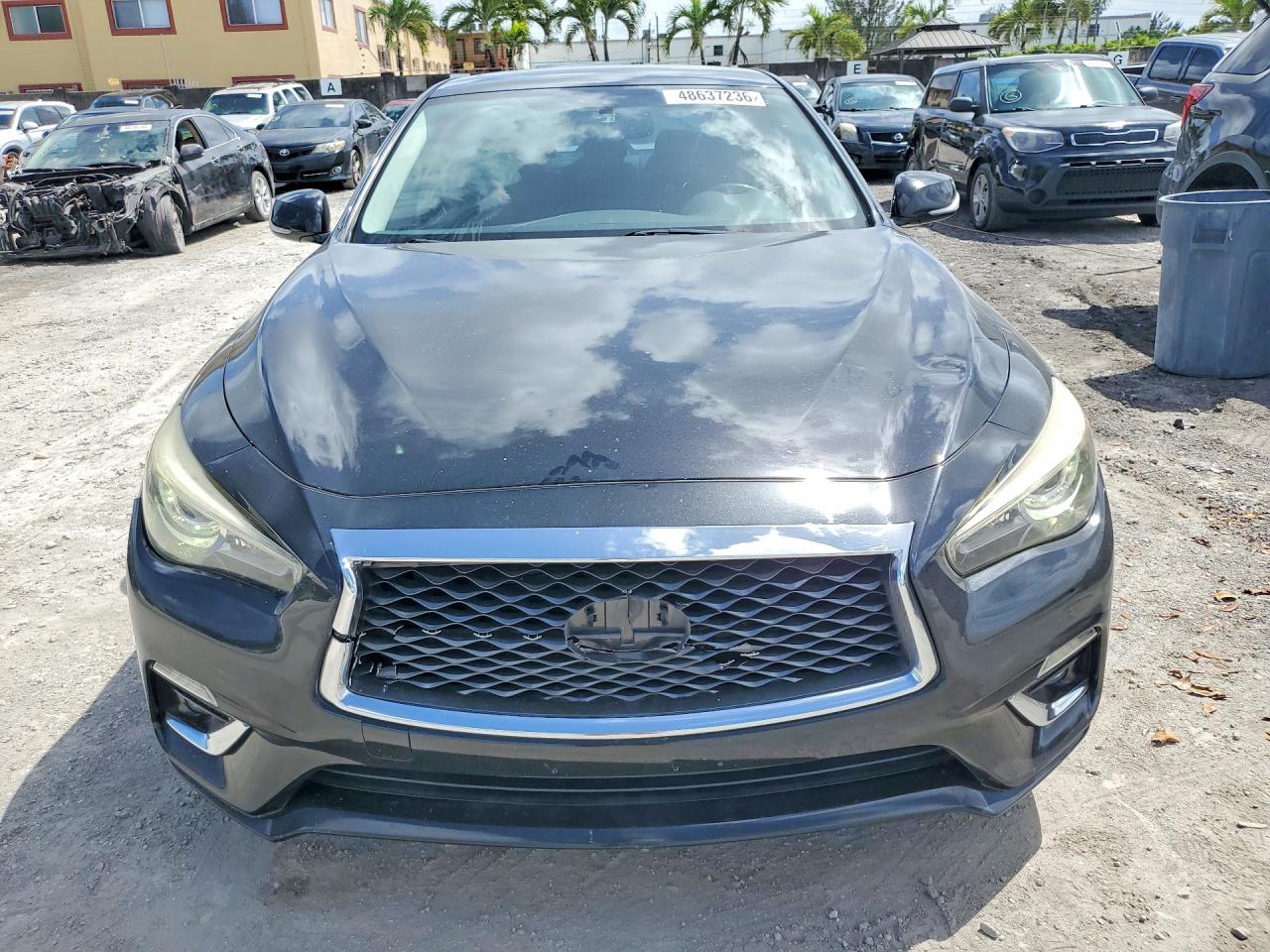 2018 INFINITI Q50 3.0T LUXE photo 13