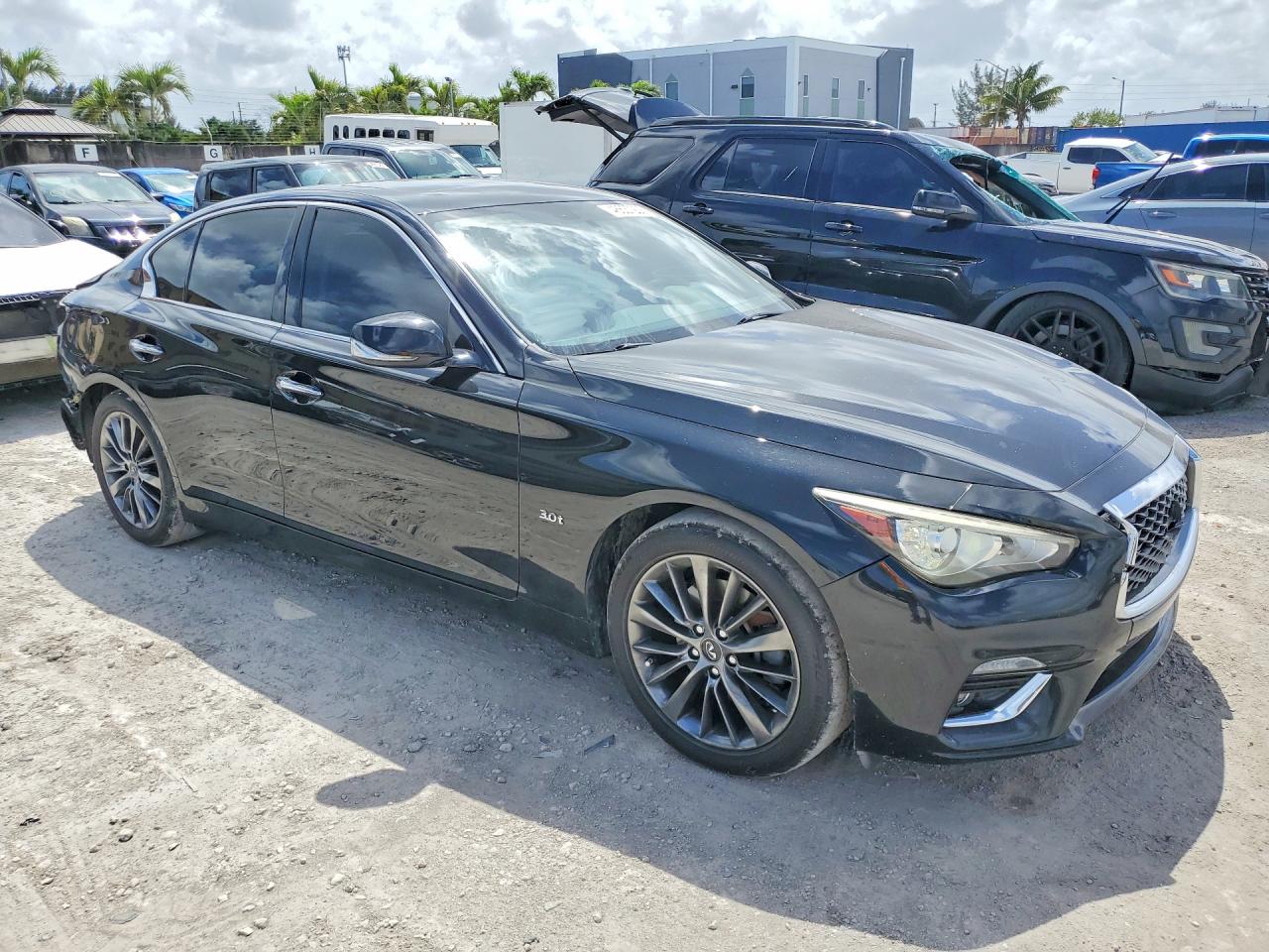 2018 INFINITI Q50 3.0T LUXE photo 10